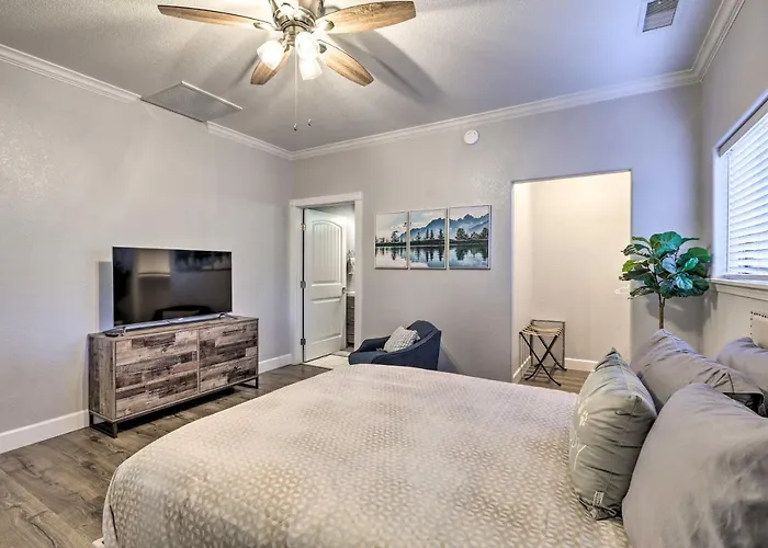 Pet-friendly Escape W/ Fenced-in Yard! Holiday home Flagstaff