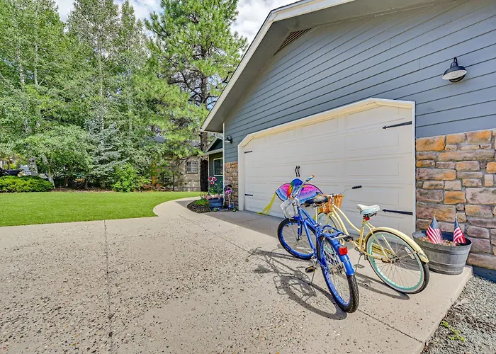 Pet-friendly Escape W/ Fenced-in Yard!