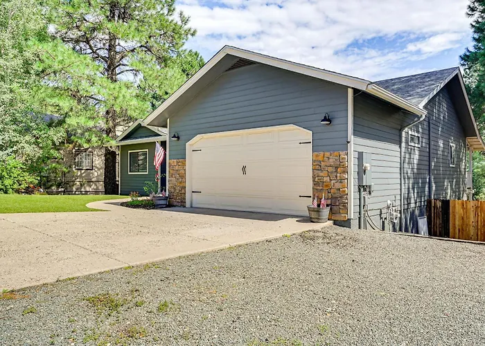 Pet-friendly Escape W/ Fenced-in Yard! Holiday home Flagstaff